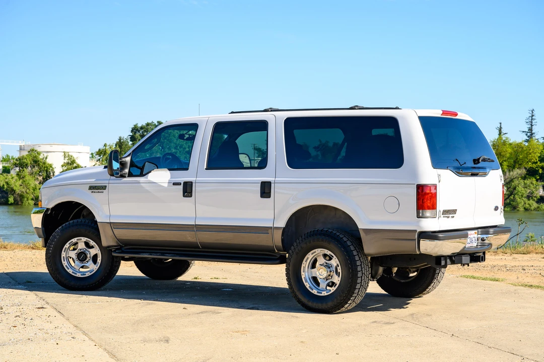 2003 Ford Excursion - Image 15 of 31