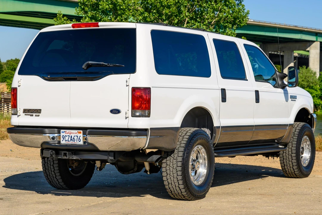 2003 Ford Excursion - Image 4 of 31