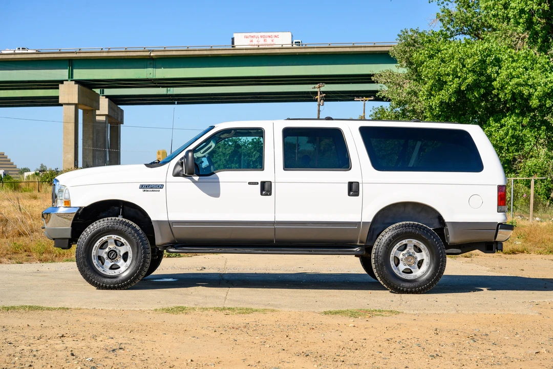 2003 Ford Excursion - Image 13 of 31