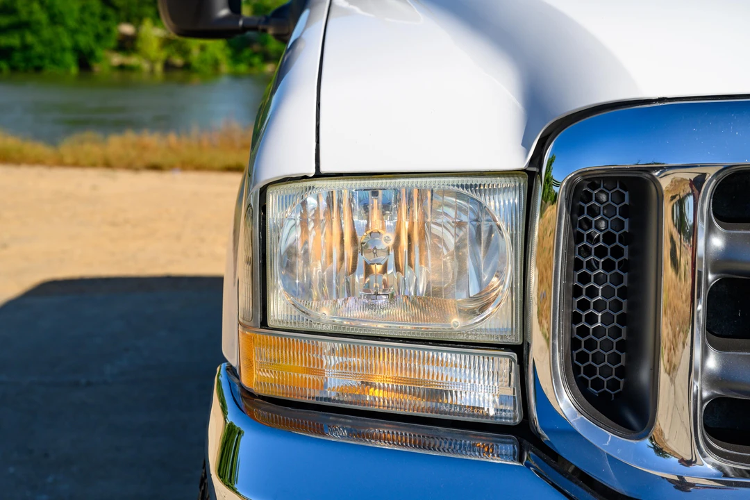 2003 Ford Excursion - Image 30 of 31
