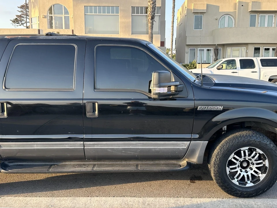 2003 Ford Excursion - Image 18 of 31