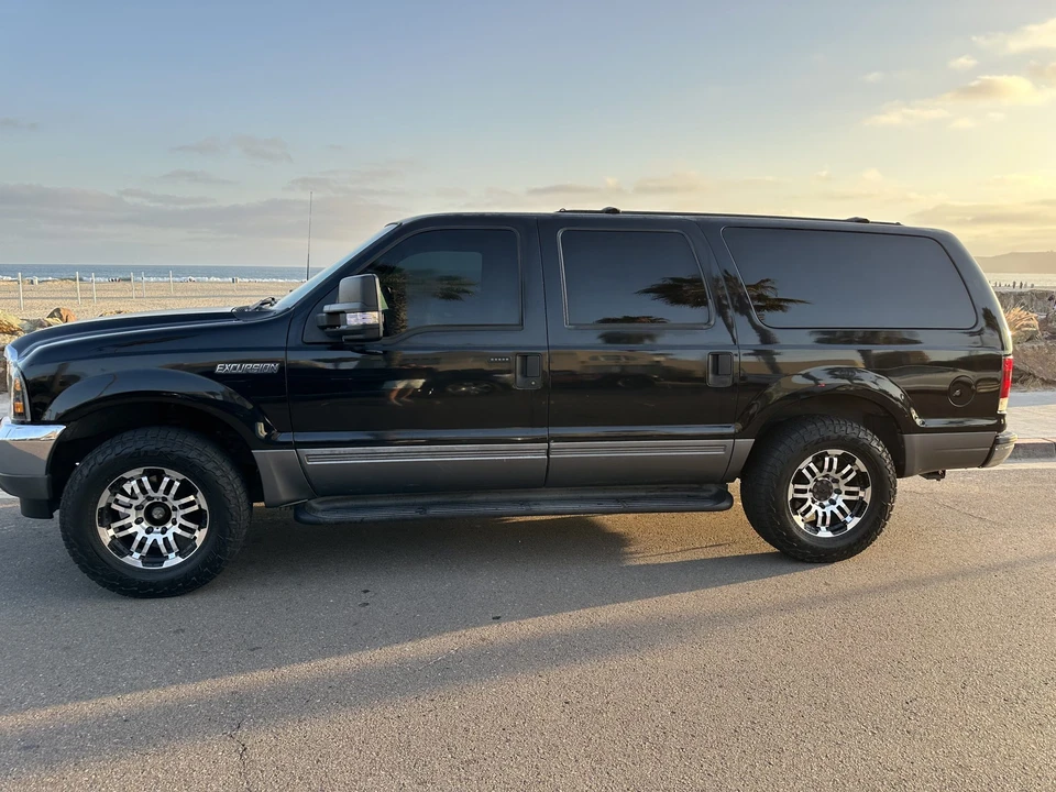 2003 Ford Excursion - Image 9 of 31