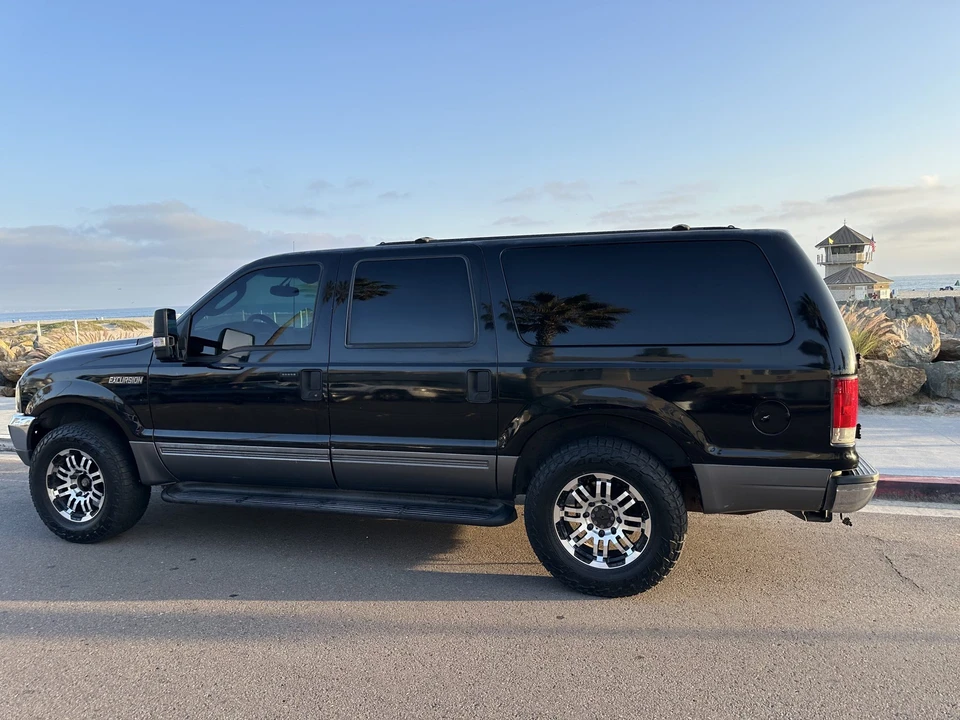 2003 Ford Excursion - Image 10 of 31