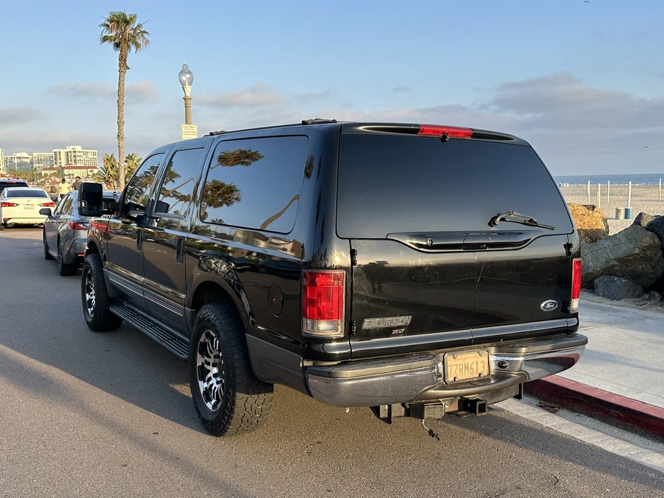 2003 Ford Excursion - Image 12 of 31