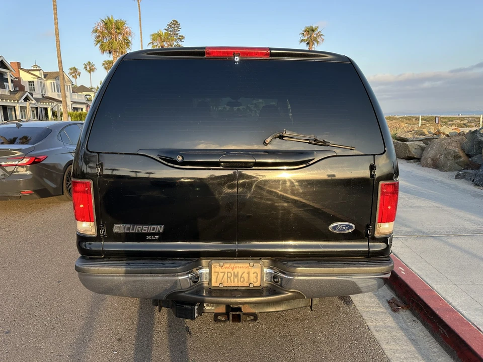 2003 Ford Excursion - Image 14 of 31