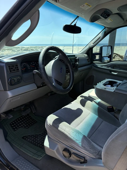2003 Ford Excursion - Image 30 of 31