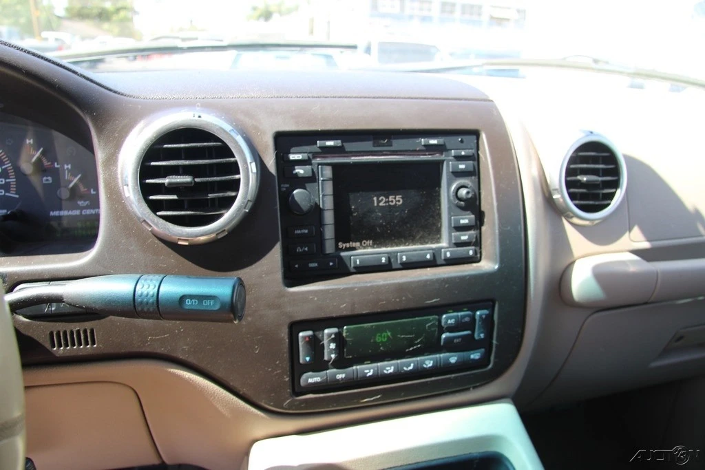 2003 Ford Expedition 2nd Gen - Image 18 of 21
