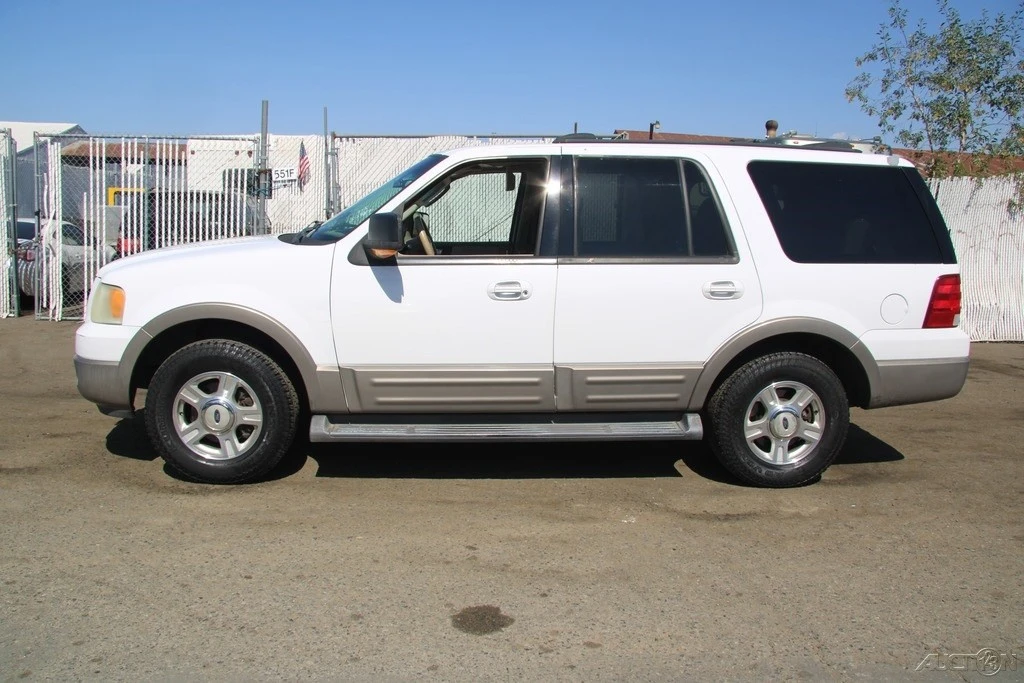 2003 Ford Expedition 2nd Gen - Image 3 of 21