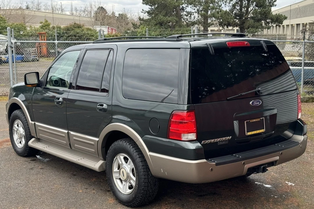 2003 Ford Expedition 2nd Gen - Image 2 of 7