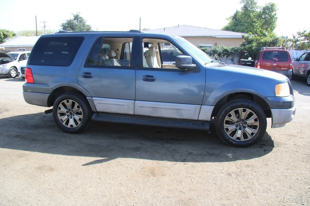 2003 Ford Expedition 2nd Gen - Image 9 of 21
