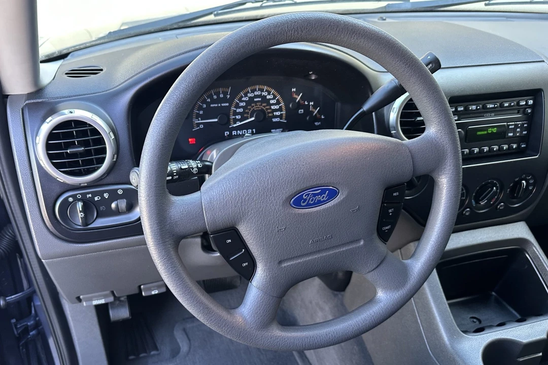2003 Ford Expedition 2nd Gen - Image 5 of 7