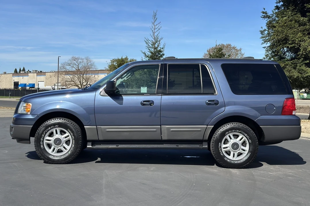 2003 Ford Expedition 2nd Gen - Image 3 of 7