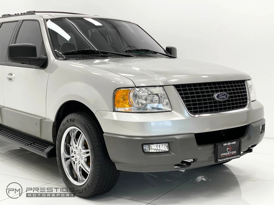 2003 Ford Expedition 2nd Gen - Image 9 of 12