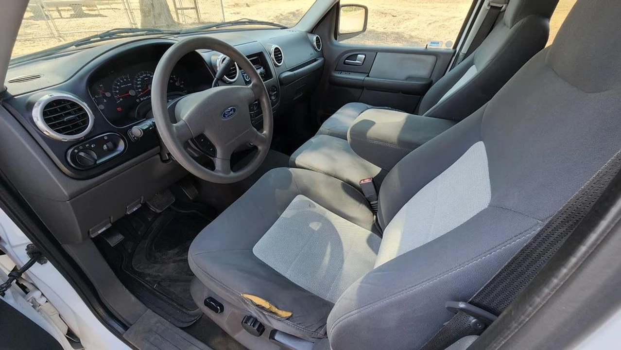 2003 Ford Expedition 2nd Gen - Image 9 of 12