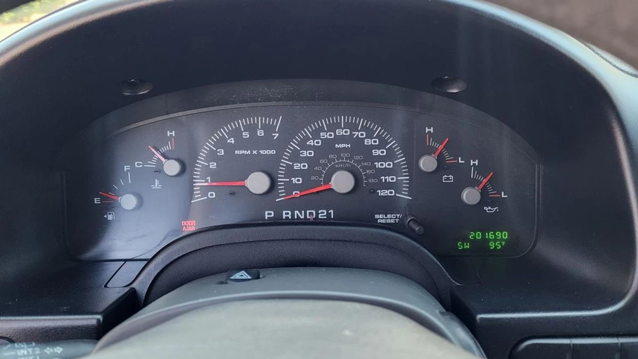 2003 Ford Expedition 2nd Gen - Image 20 of 30