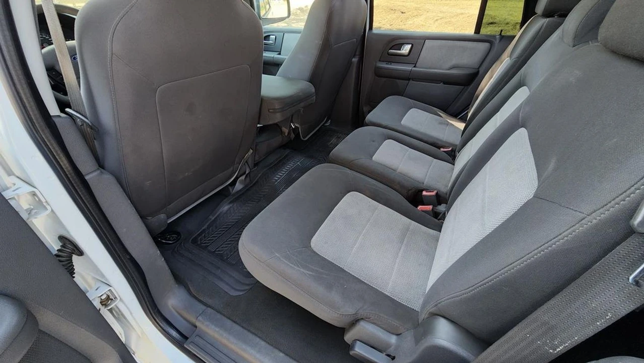 2003 Ford Expedition 2nd Gen - Image 16 of 30