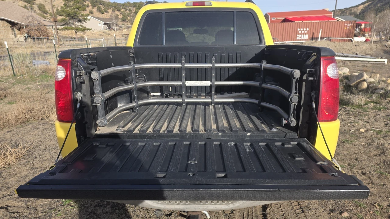 2003 Ford Explorer Sport Trac - Image 8 of 15