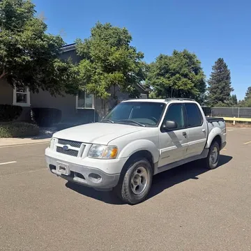 2003 Ford Explorer Sport Trac XLT Sport Utility Pickup 4D