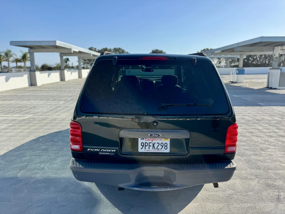2003 Ford Explorer 2nd Gen - Image 19 of 31