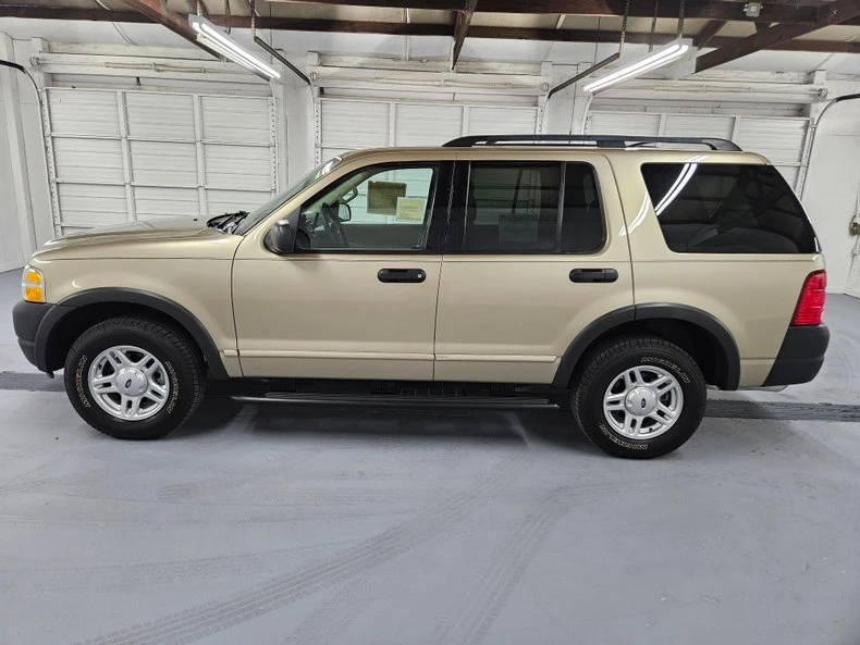 2003 Ford Explorer 3rd Gen - Image 10 of 31