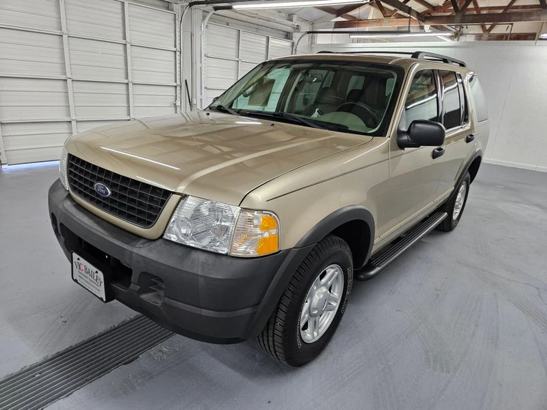 2003 Ford Explorer 3rd Gen - Image 11 of 31