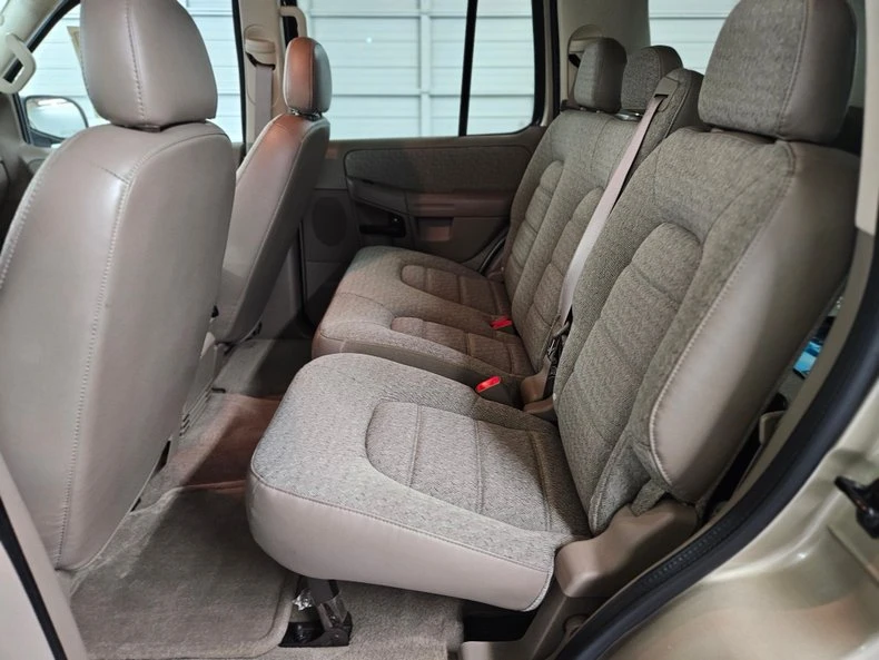2003 Ford Explorer 3rd Gen - Image 29 of 31