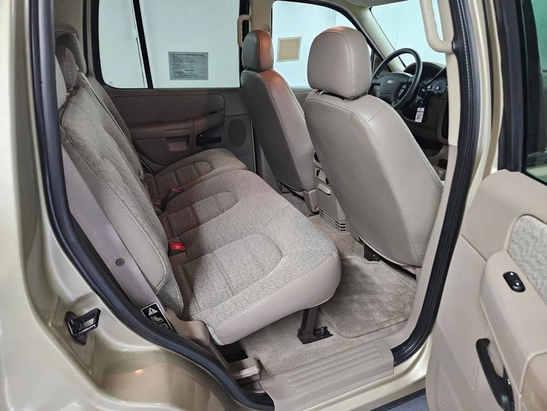 2003 Ford Explorer 3rd Gen - Image 30 of 31