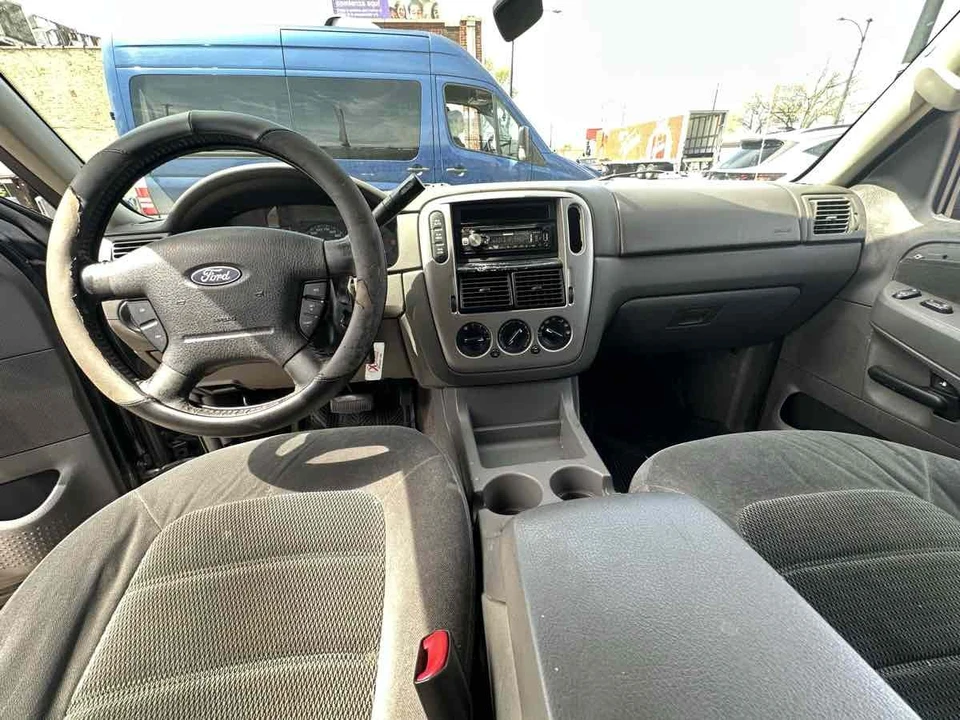 2003 Ford Explorer 3rd Gen - Image 13 of 16