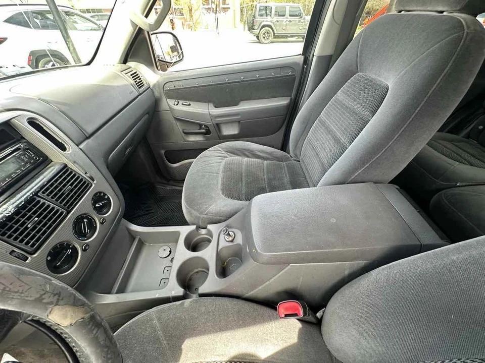 2003 Ford Explorer 3rd Gen - Image 15 of 16