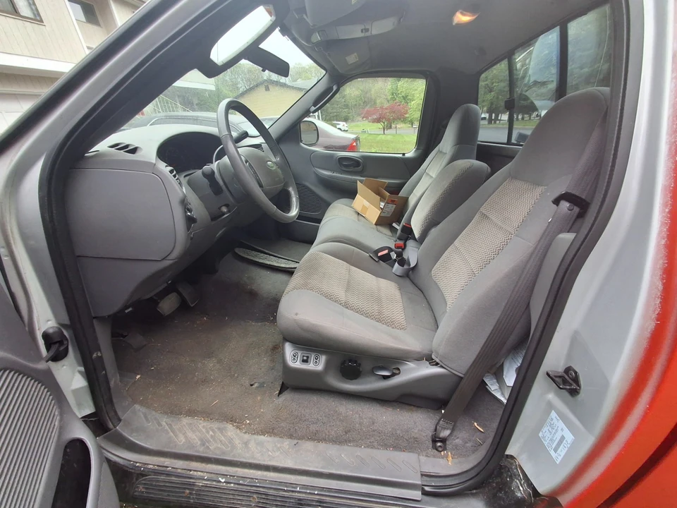 2003 Ford F-150 10th Gen - Image 5 of 12