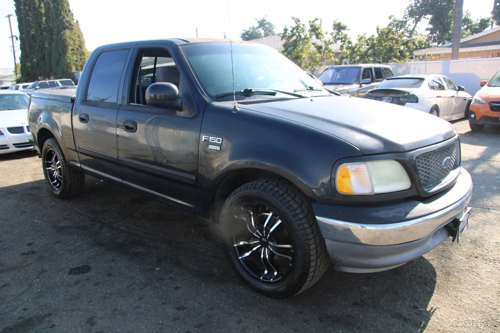 2003 Ford F-150 10th Gen - Image 8 of 21
