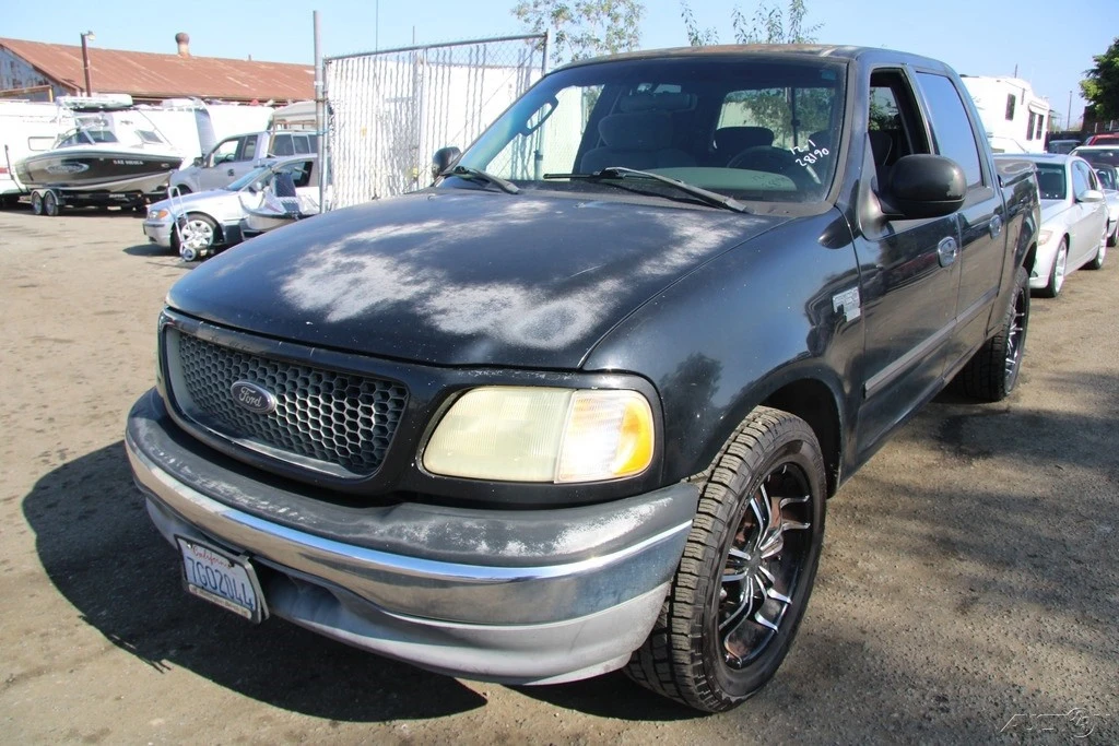 2003 Ford F-150 10th Gen - Image 2 of 21