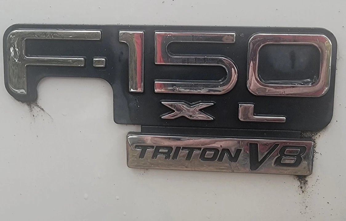 2003 Ford F-150 10th Gen - Image 9 of 20