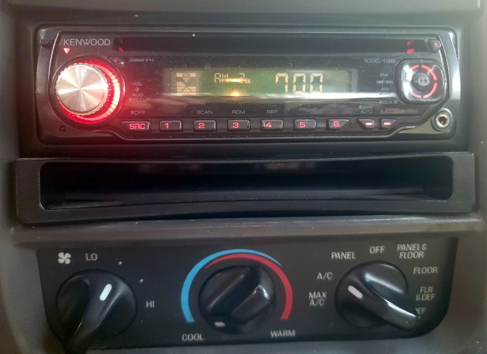 2003 Ford F-150 10th Gen - Image 12 of 20