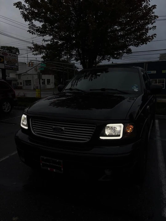 2003 Ford F-150 10th Gen - Image 15 of 16