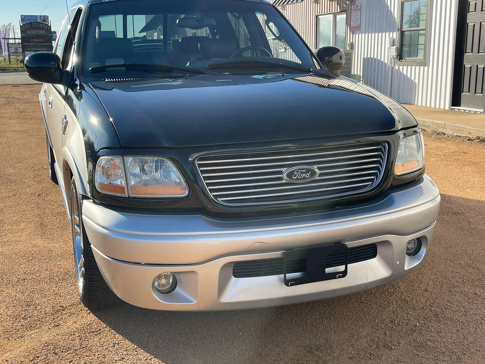 2003 Ford F-150 10th Gen - Image 31 of 31