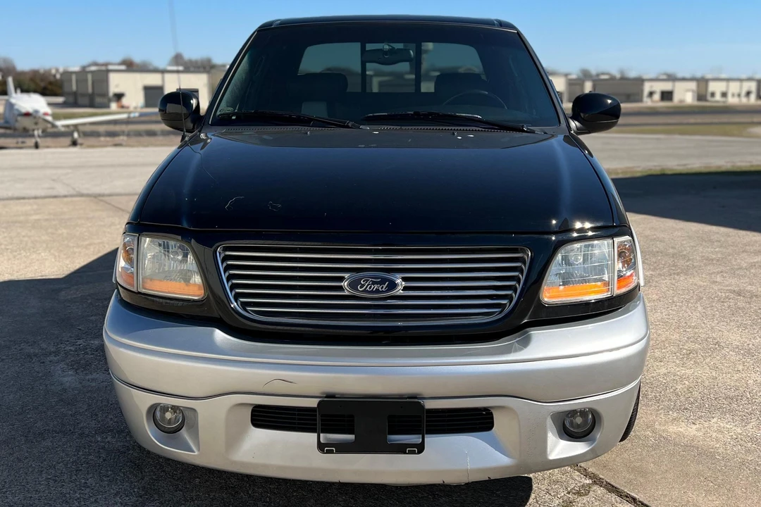 2003 Ford F-150 10th Gen - Image 2 of 31