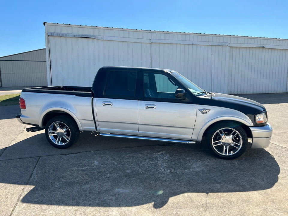 2003 Ford F-150 10th Gen - Image 25 of 31
