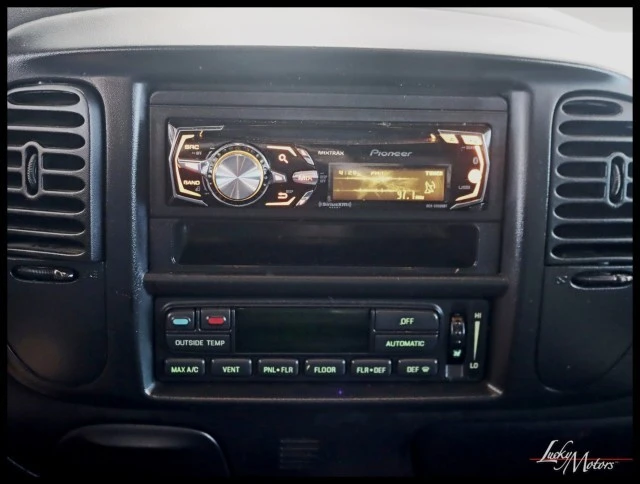 2003 Ford F-150 10th Gen - Image 15 of 31