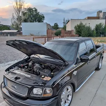 2003 Ford F-150 Harley-Davidson 4D