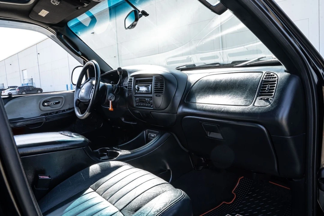 2003 Ford F-150 10th Gen - Image 30 of 31