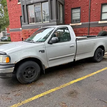 2003 Ford F-150 XLT