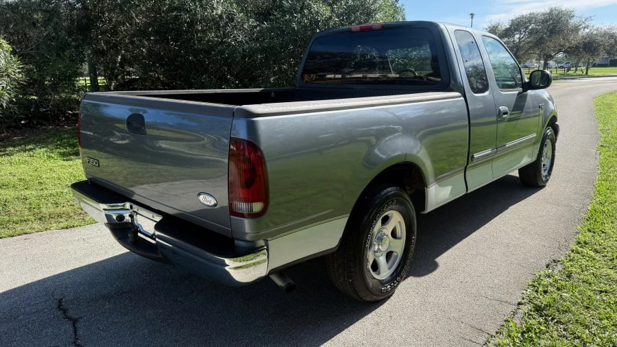2003 Ford F-150 10th Gen - Image 2 of 14