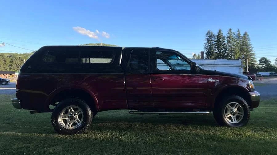 2003 Ford F-150 10th Gen - Image 7 of 25