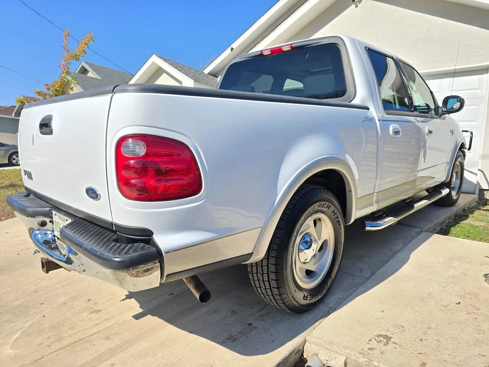2003 Ford F-150 10th Gen - Image 3 of 20