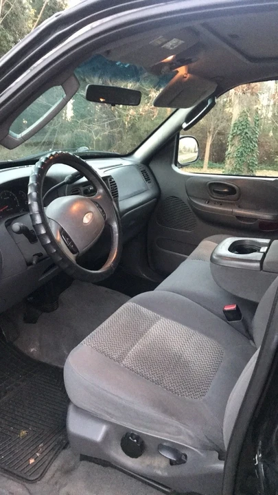 2003 Ford F-150 10th Gen - Image 8 of 12