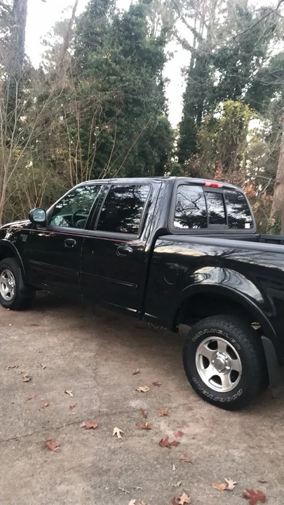 2003 Ford F-150 10th Gen - Image 2 of 12