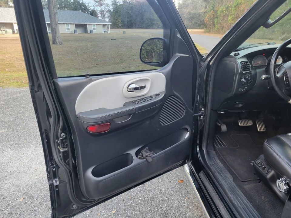 2003 Ford F-150 10th Gen - Image 18 of 21