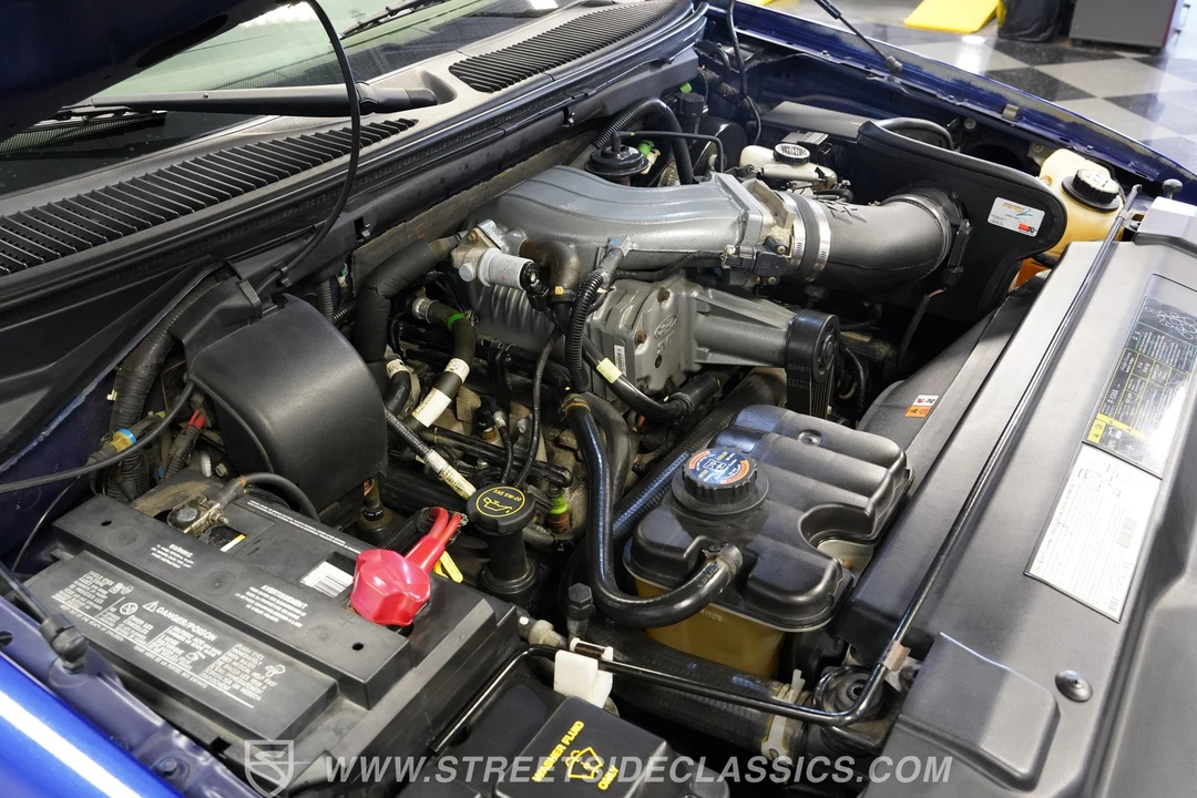 2003 Ford F-150 SVT Lightning 10th Gen - Image 17 of 27