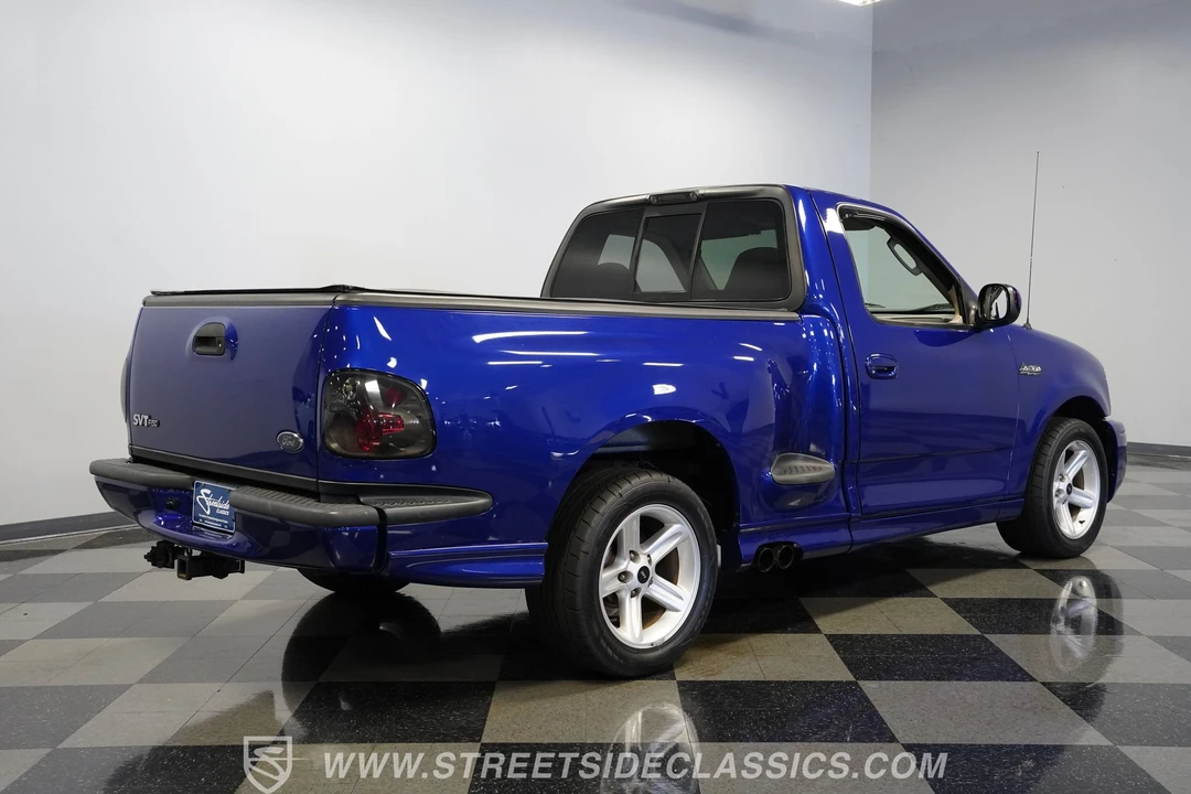 2003 Ford F-150 SVT Lightning 10th Gen - Image 9 of 27